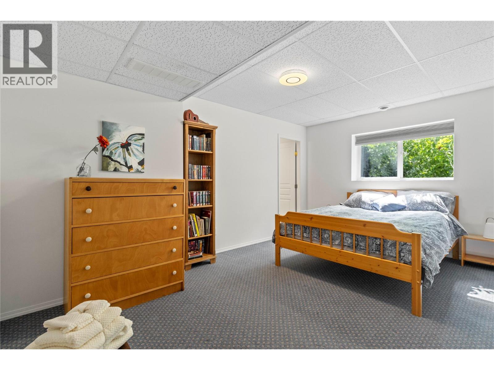 2500 4th Avenue SE, Salmon Arm