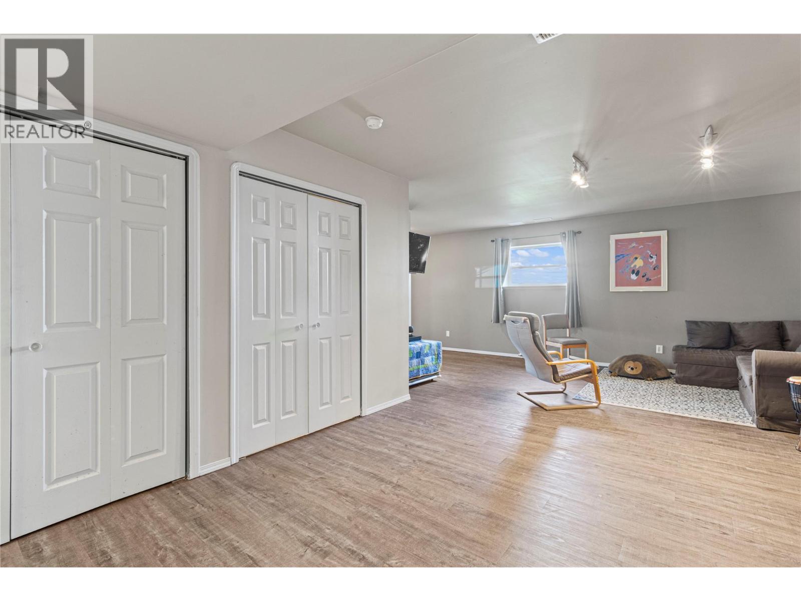 2500 4th Avenue SE, Salmon Arm