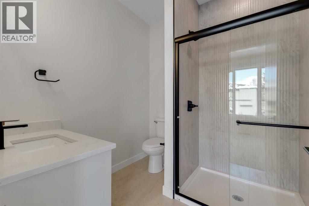 Single Family House for Sale in   Avenue SW Glenbrook Calgary 