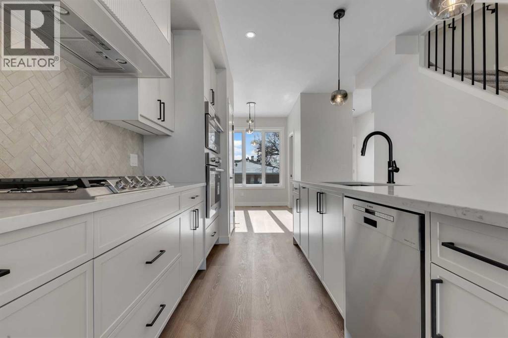 Single Family House for Sale in   Avenue SW Glenbrook Calgary 