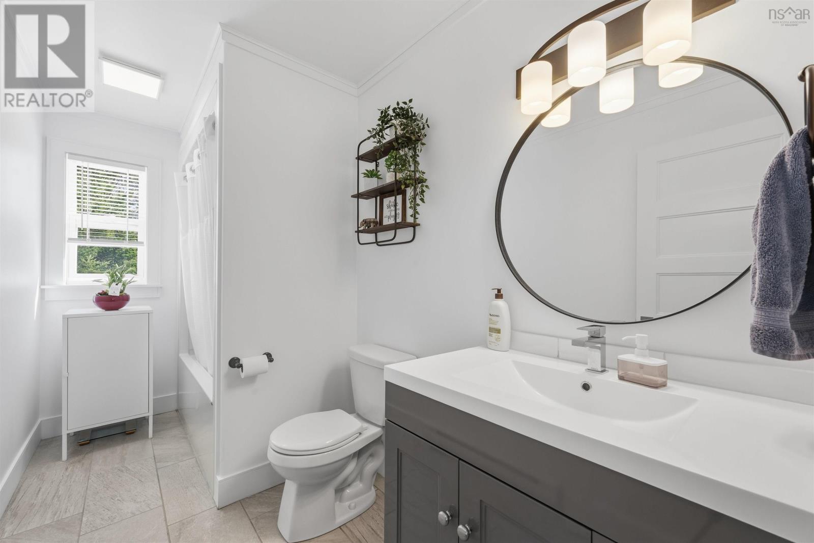 Property 6 of 33 of 26 Gardeners Walk