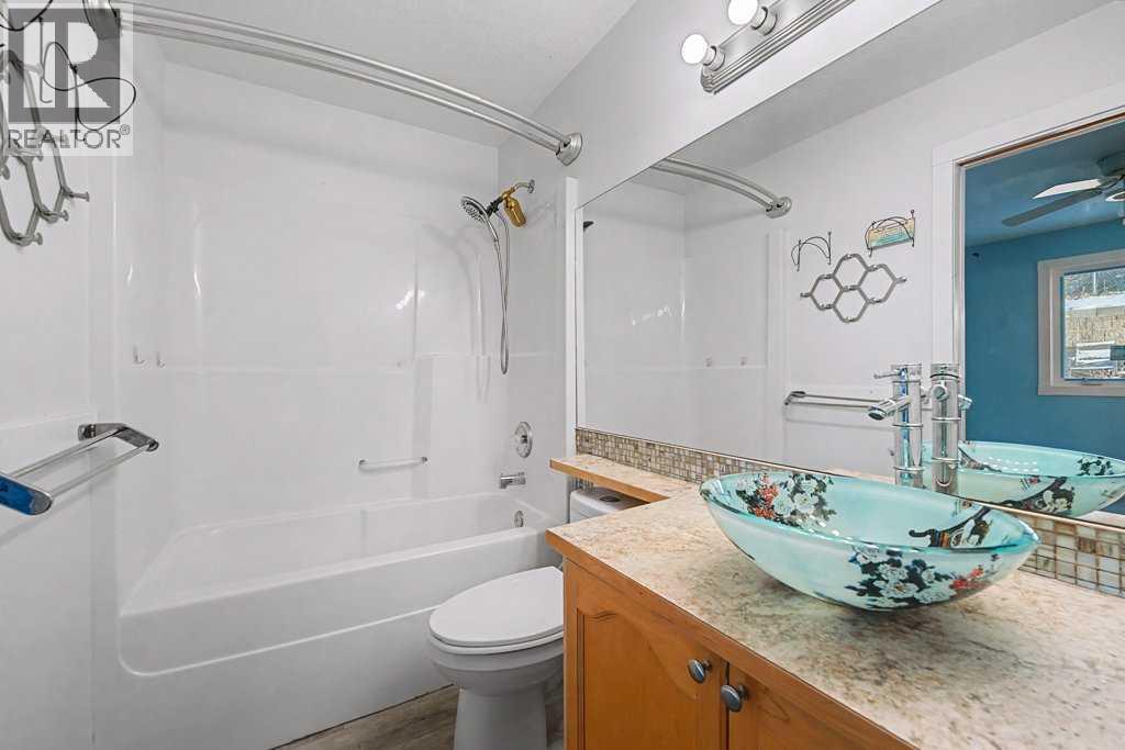 267 Panamount Hill NW - 18