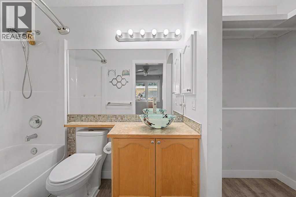 267 Panamount Hill NW - 19