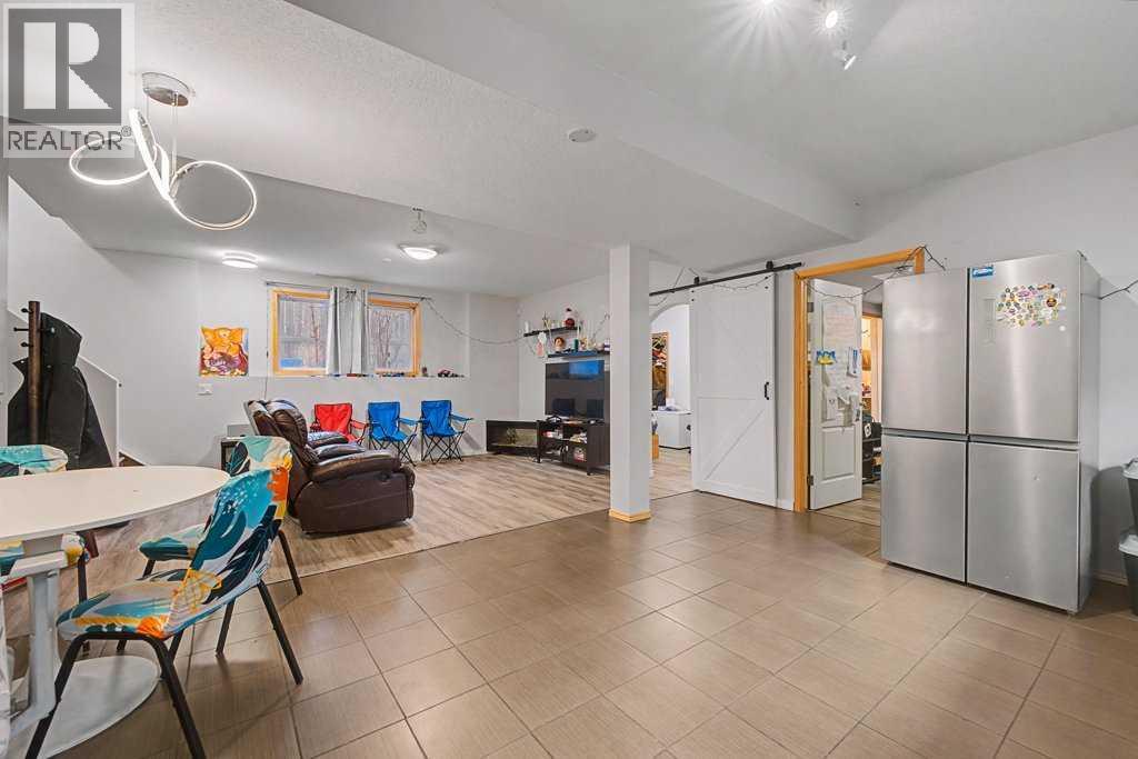 Single Family House Bi-level for Sale in  Panamount Hill NW Panorama Hills Calgary 