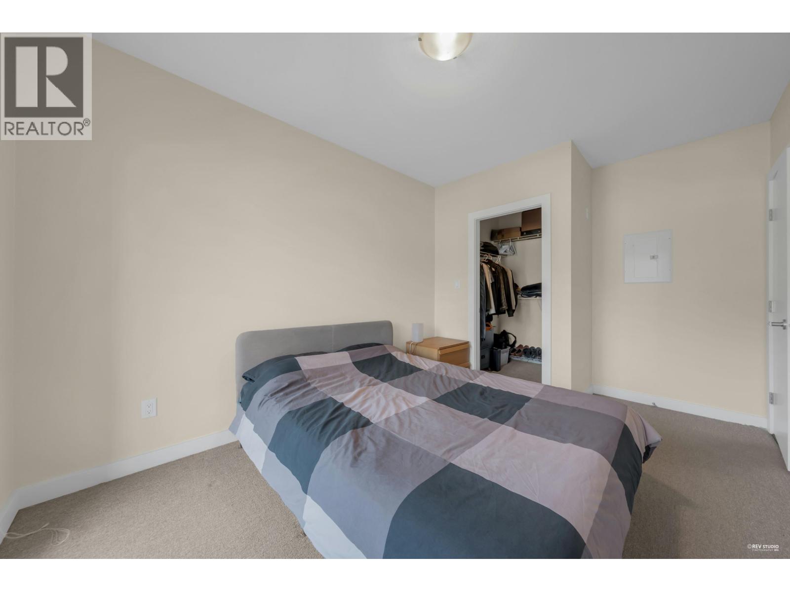315 1330 MARINE DRIVE, North Vancouver