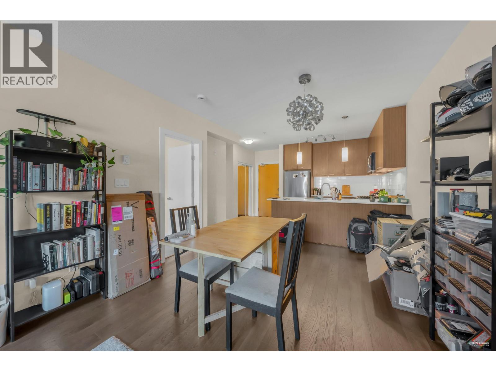 315 1330 MARINE DRIVE, North Vancouver