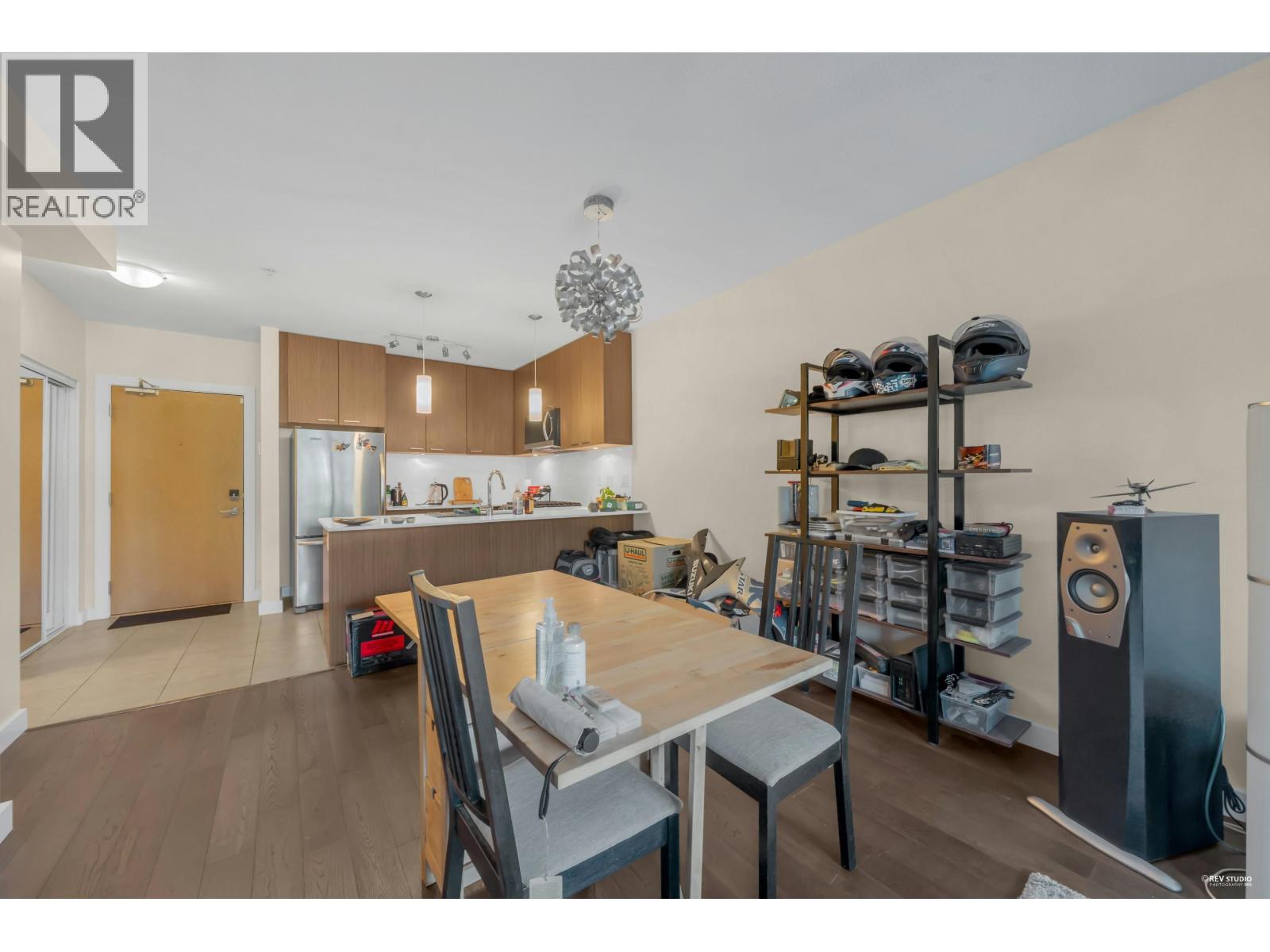 315 1330 MARINE DRIVE, North Vancouver