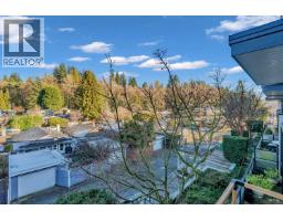 315 1330 Marine Drive, North Vancouver, BC V7P1T4 Photo 13