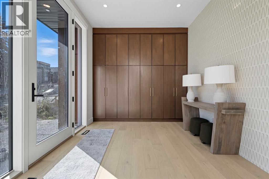 Single Family House for Sale in   Avenue SW Richmond Calgary 