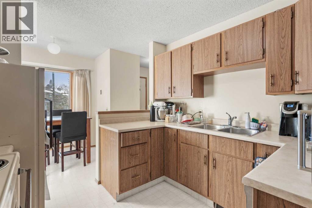 Single Family House for Sale in  Range Gardens NW Ranchlands Calgary 