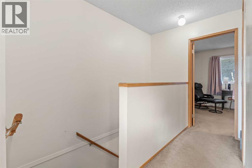 Single Family House for Sale in  Range Gardens NW Ranchlands Calgary 