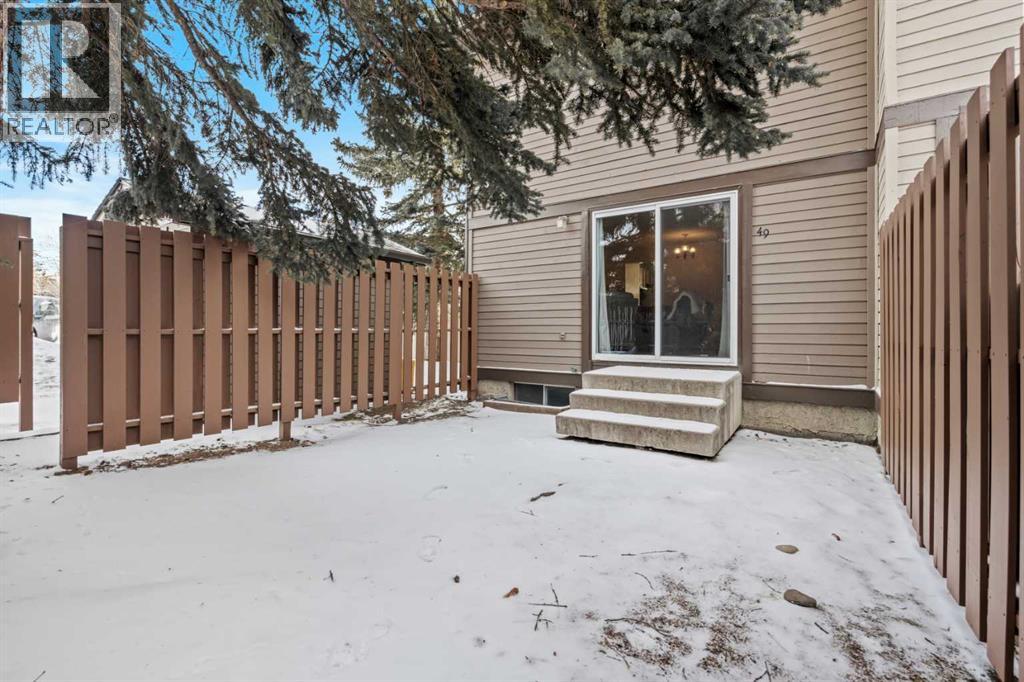 Single Family House for Sale in  Range Gardens NW Ranchlands Calgary 