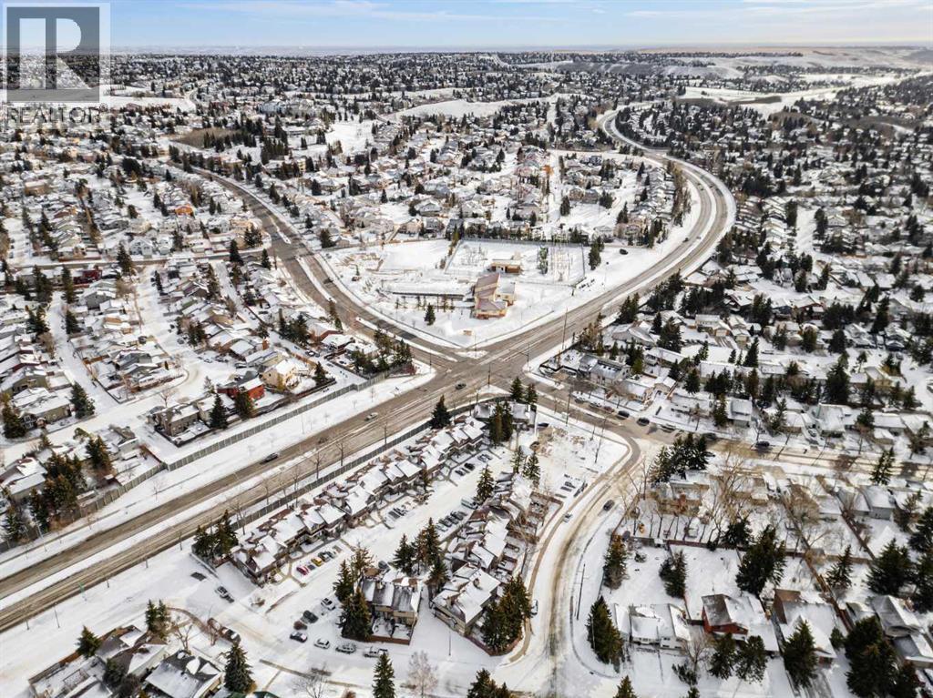 Single Family House for Sale in  Range Gardens NW Ranchlands Calgary 