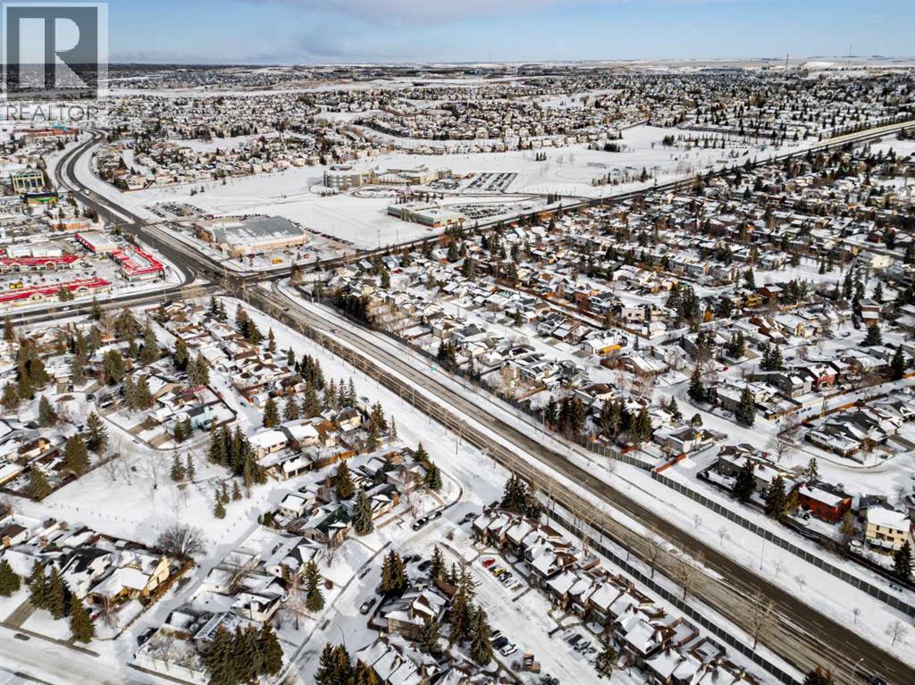 Single Family House for Sale in  Range Gardens NW Ranchlands Calgary 