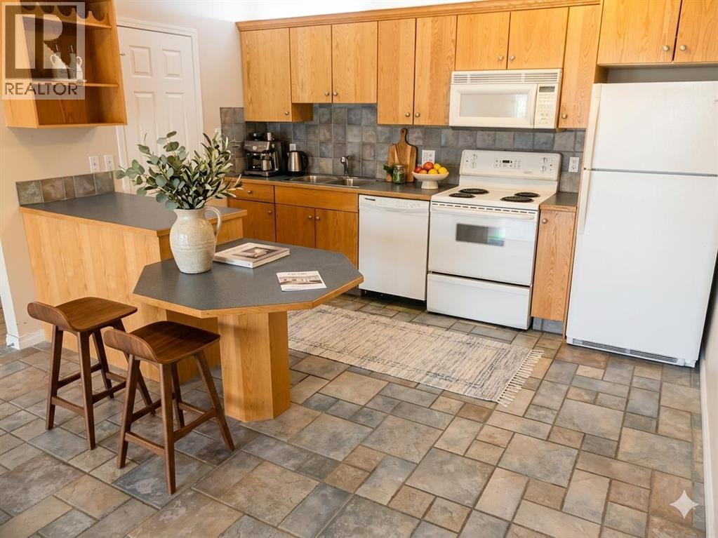 Single Family House for Sale in    Avenue SW Mission Calgary 