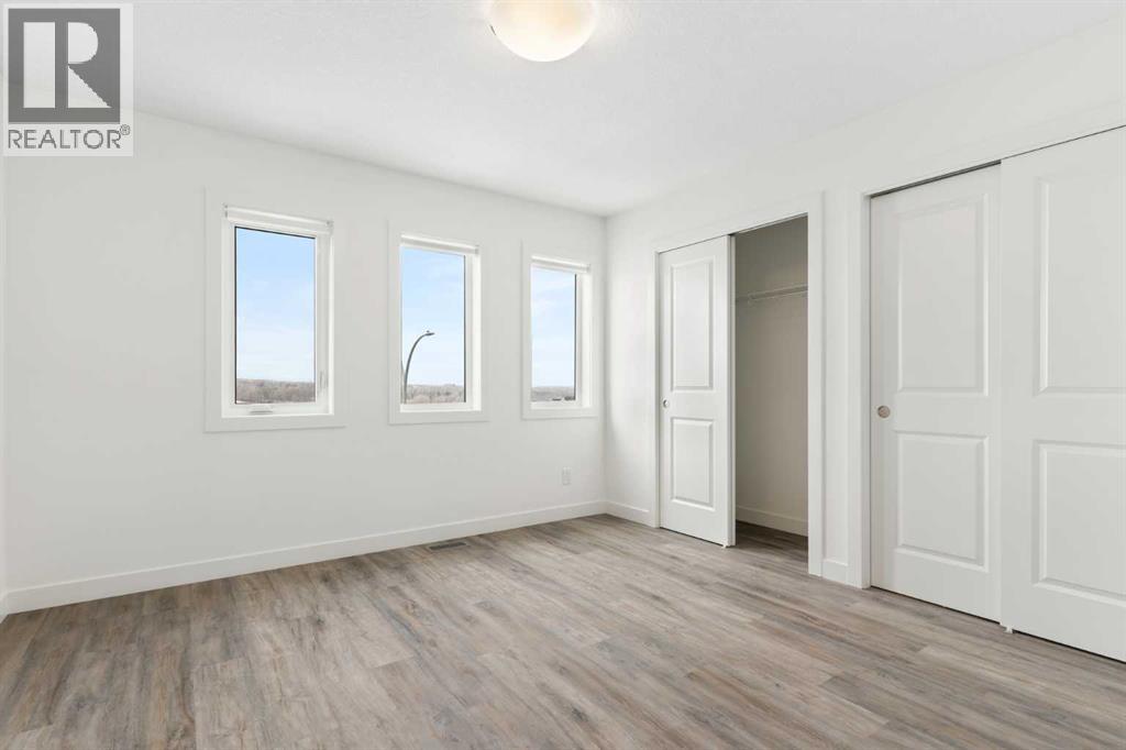 24 Rivercrest Drive, Cochrane