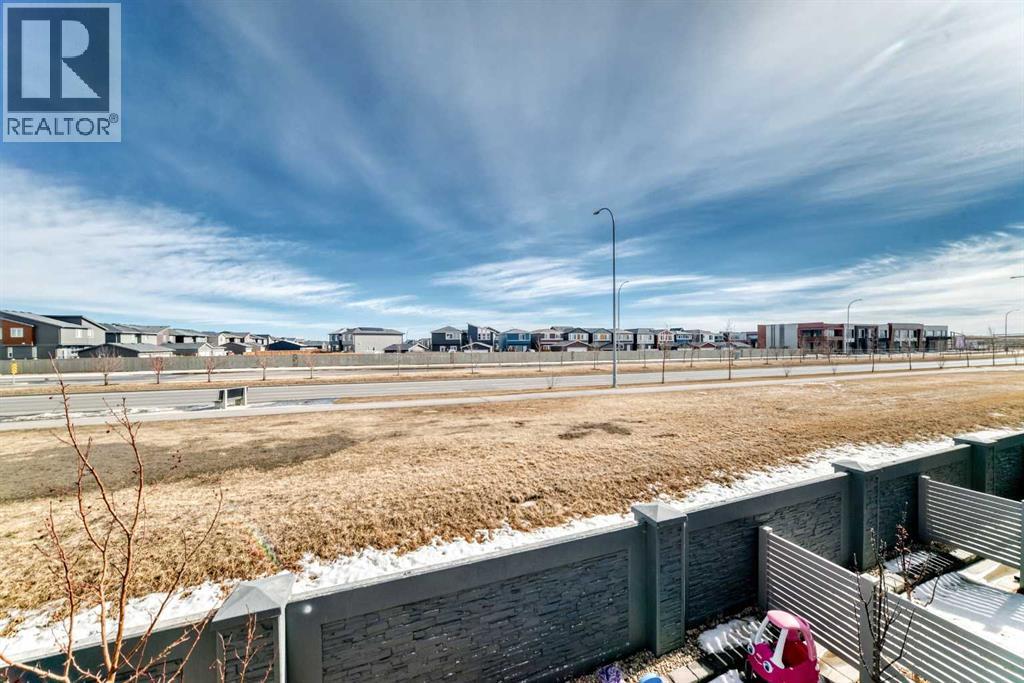 413 SKYVIEW RANCH CIRCLE NE - 37