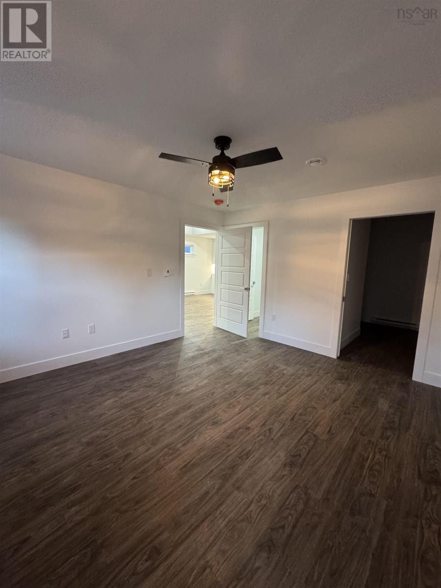 Property 7 of 24 of 14 Goldenrod Court