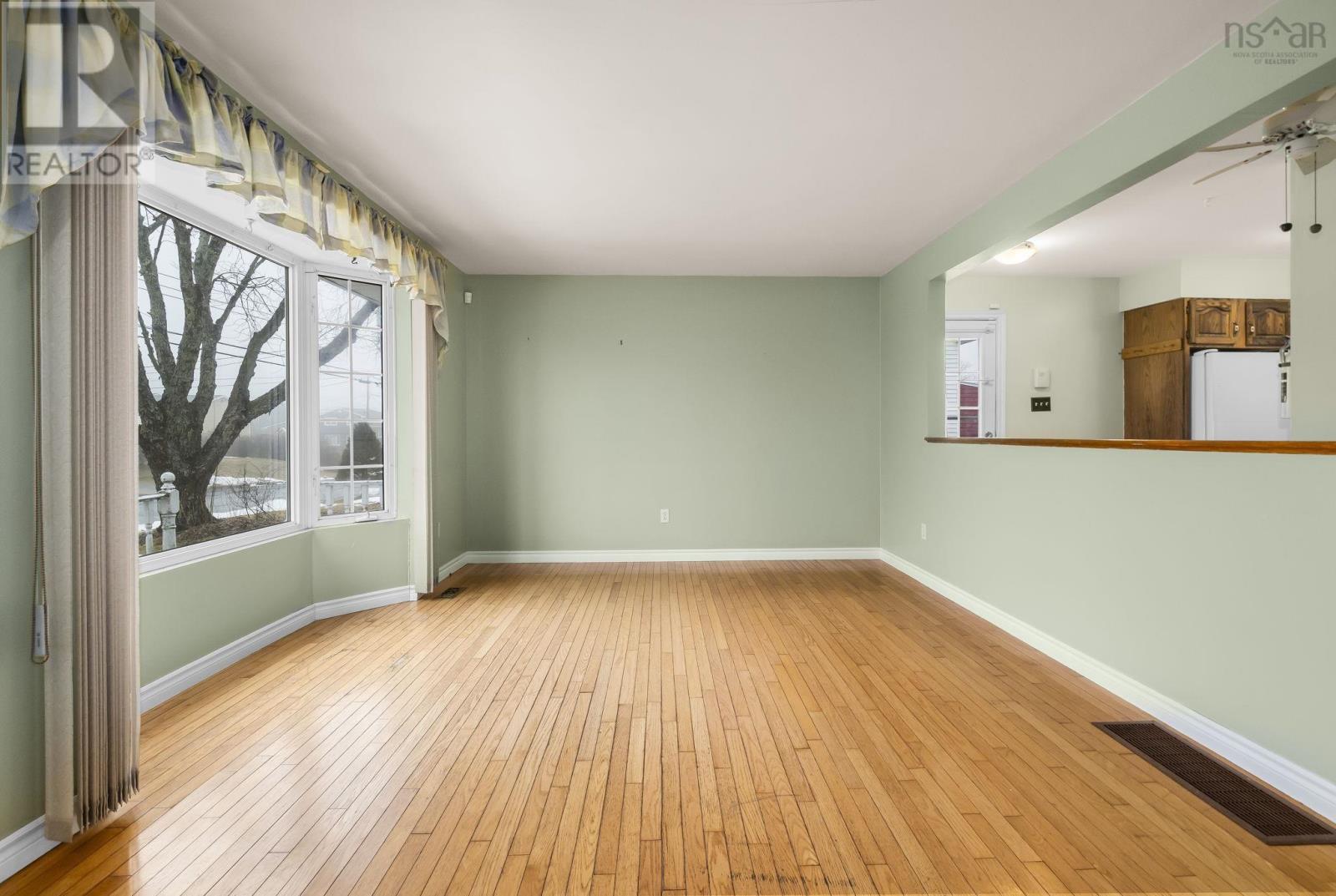 Property 22 of 35 of 218 Donegal Drive