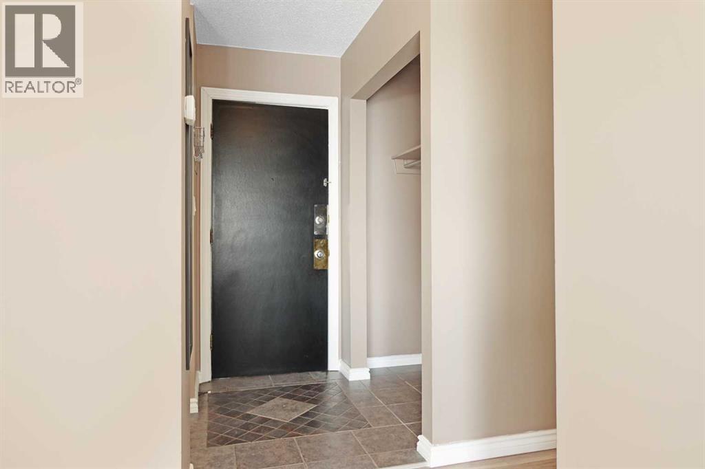 Single Family House for Sale in    Avenue Mountview Grande Prairie 