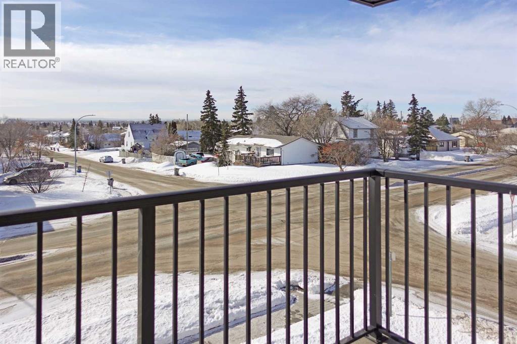 Single Family House for Sale in    Avenue Mountview Grande Prairie 