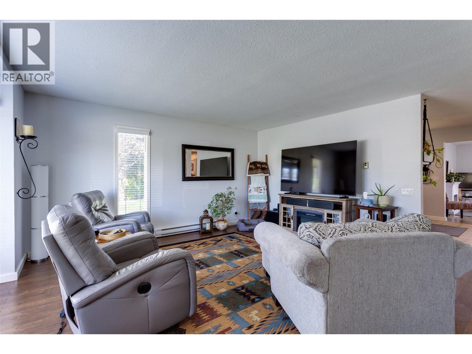  1490 Cornwall Road, Kelowna