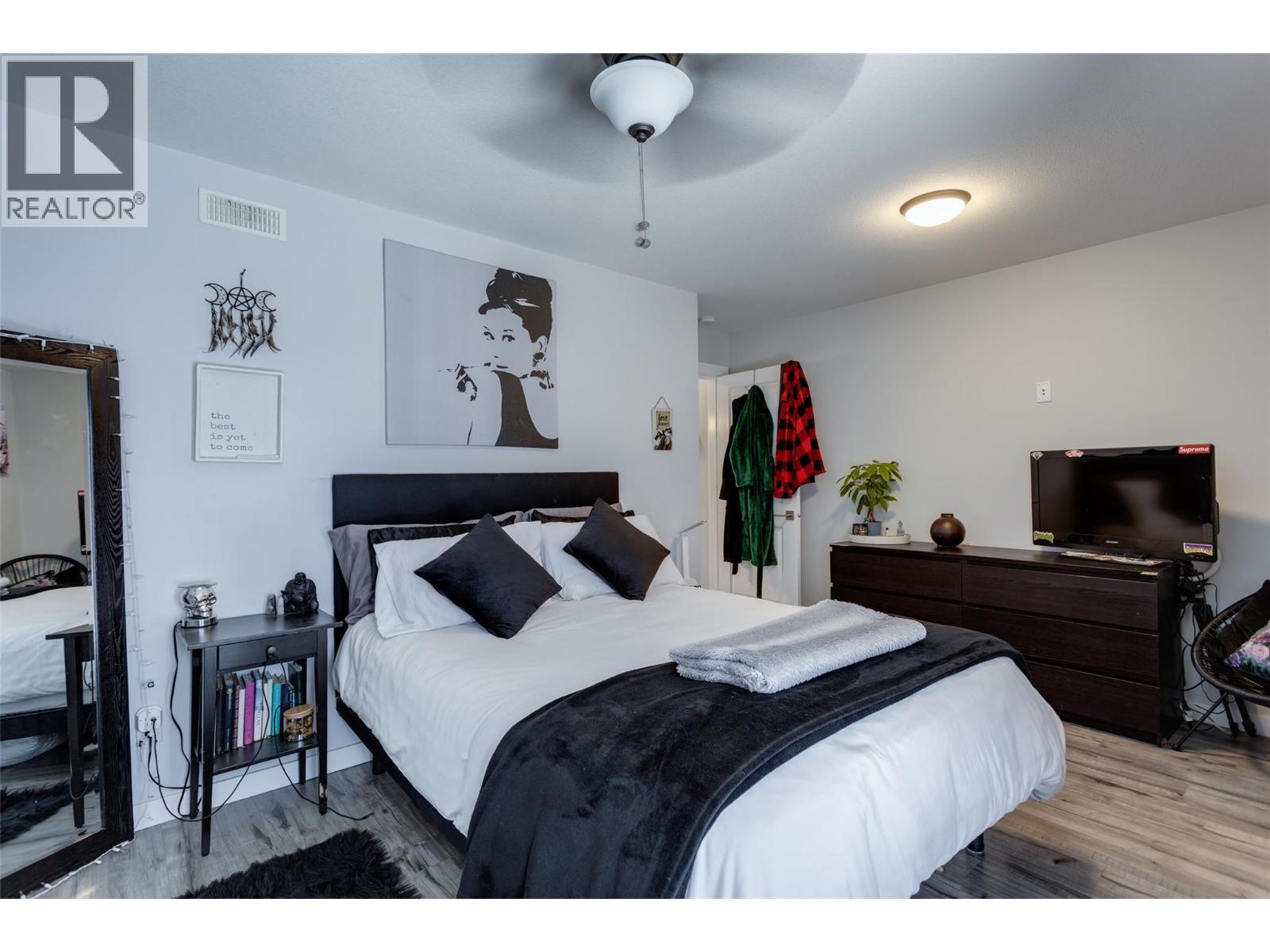  1490 Cornwall Road, Kelowna