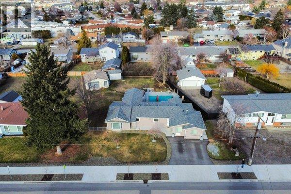  1490 Cornwall Road, Kelowna