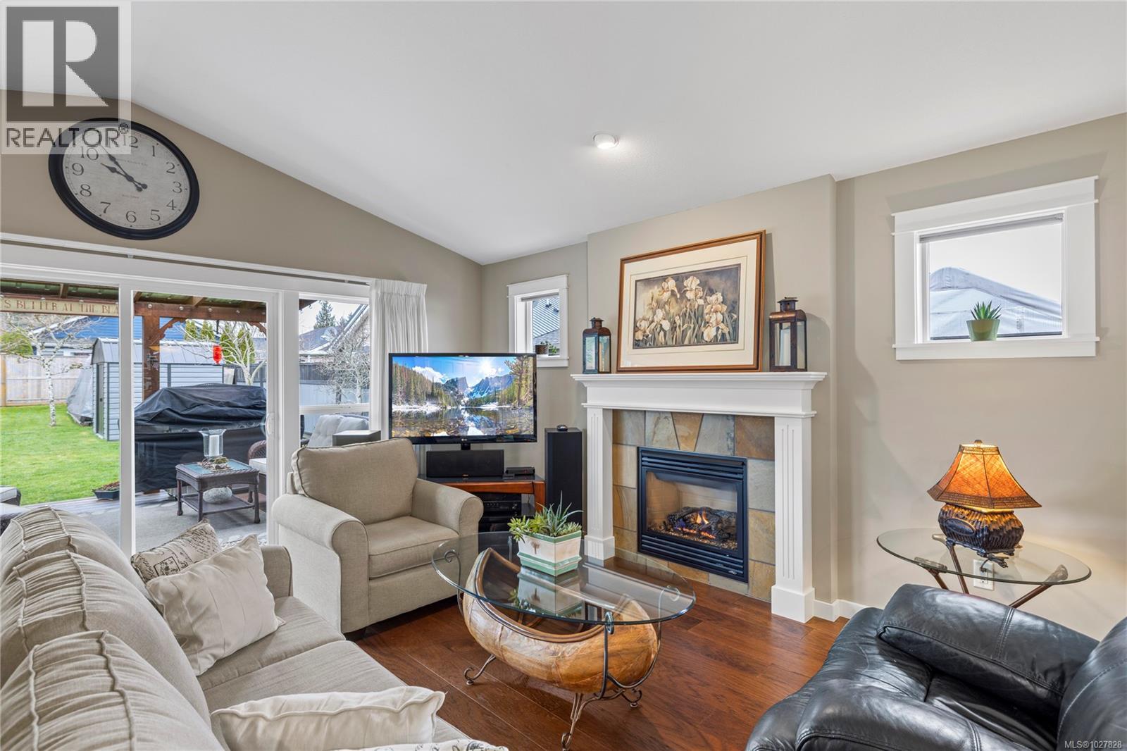 425 Day Pl, Parksville