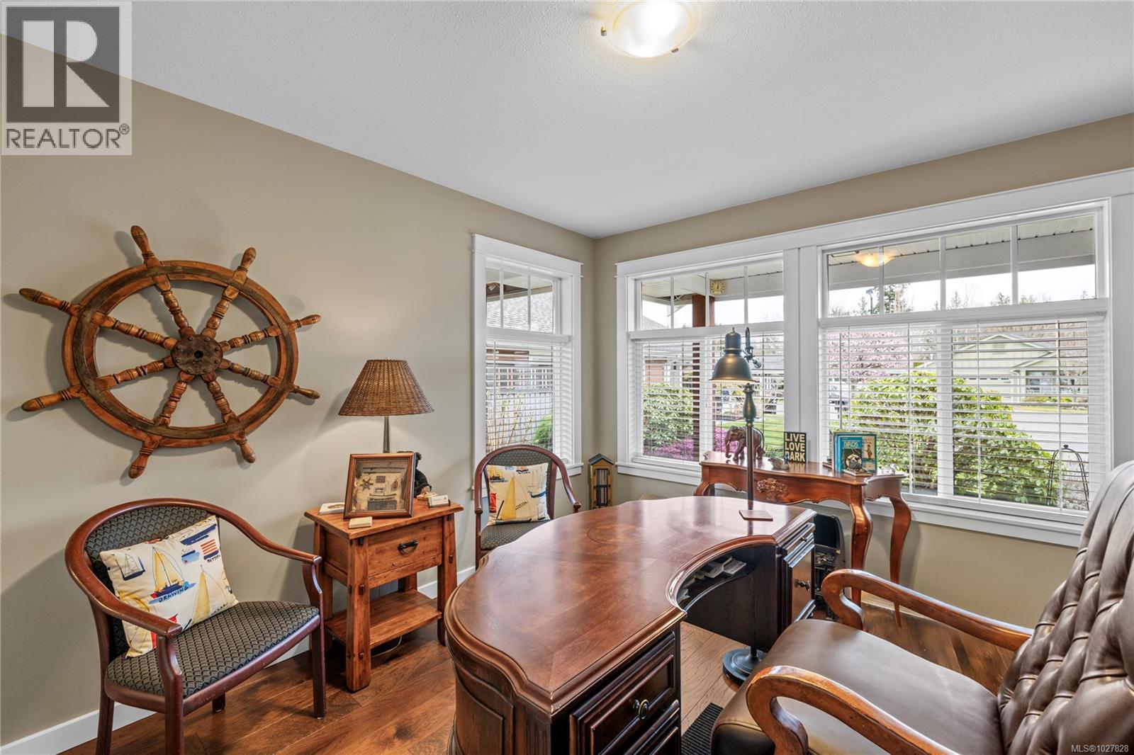 425 Day Pl, Parksville