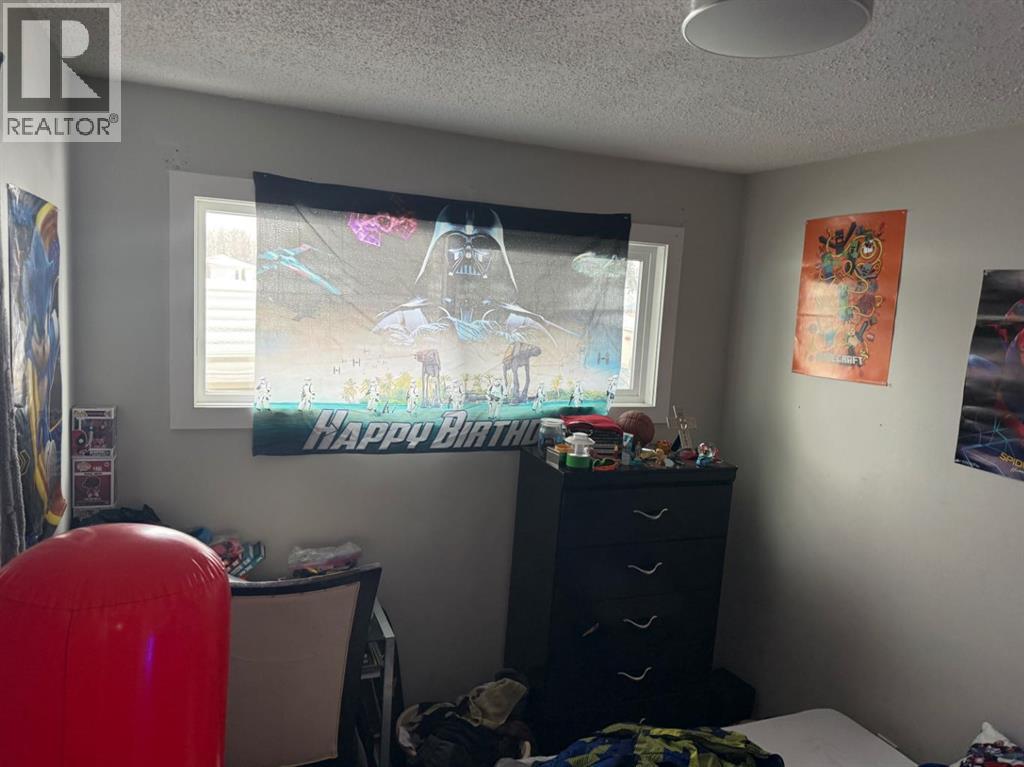 6320 Hewson Avenue, Red Deer