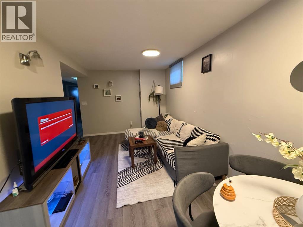 6320 Hewson Avenue, Red Deer