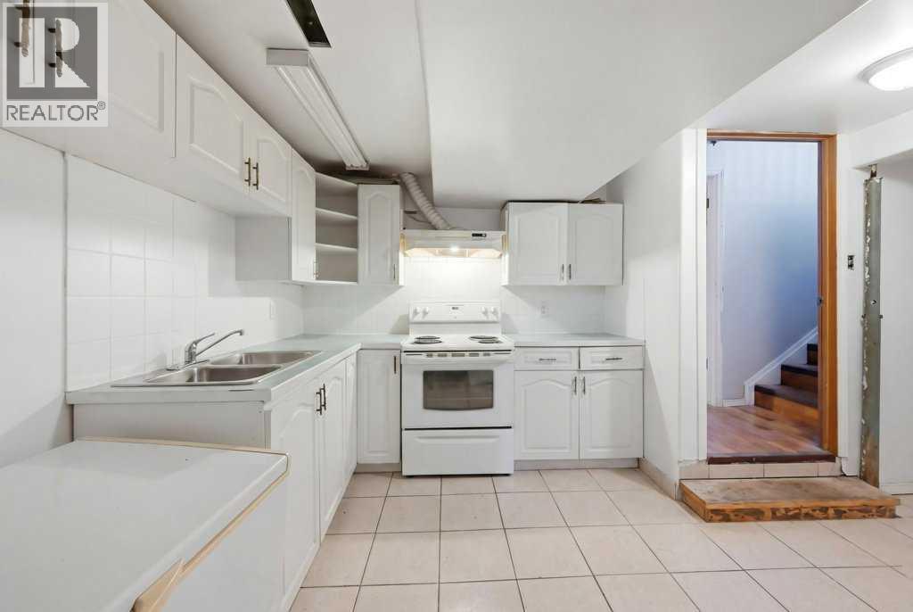 Single Family House Bi-level for Sale in  Castleridge Drive NE Castleridge Calgary 