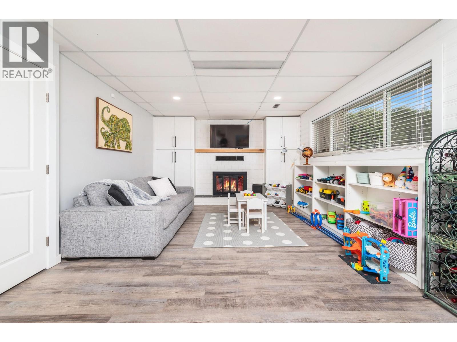 6689 Southwind Road, Vernon