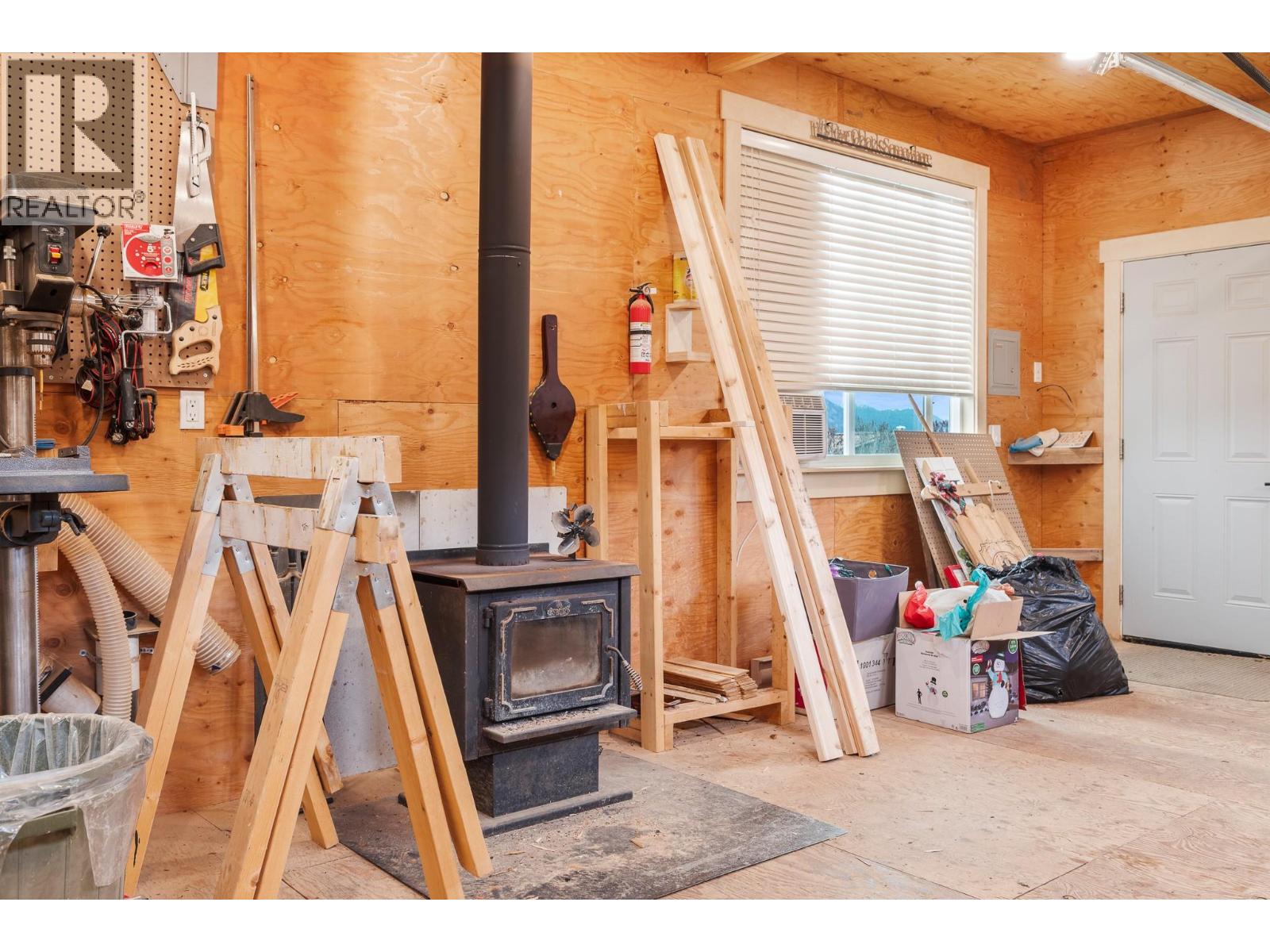 6689 Southwind Road, Vernon