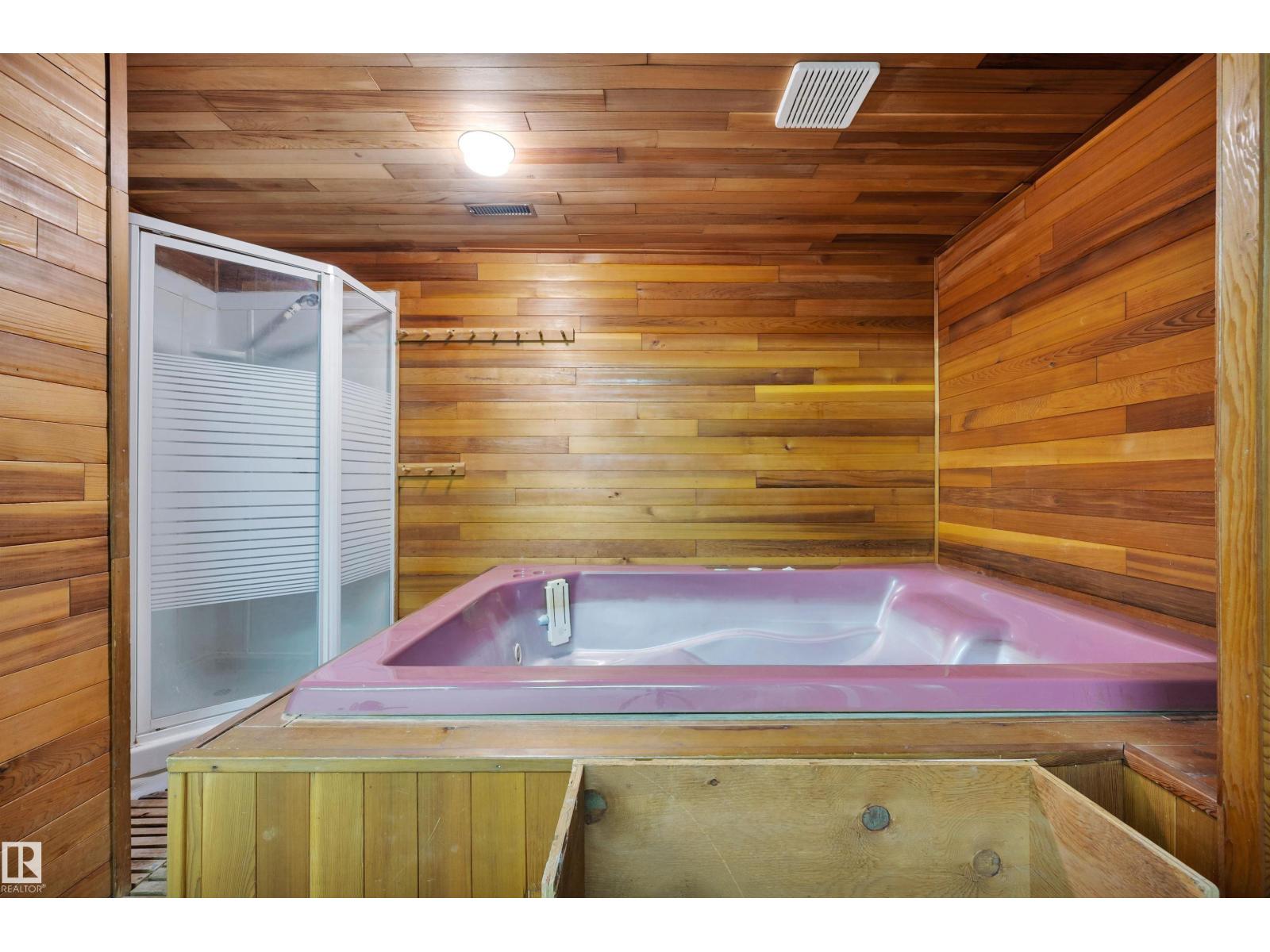 39 WOODSTOCK DR, Sherwood Park