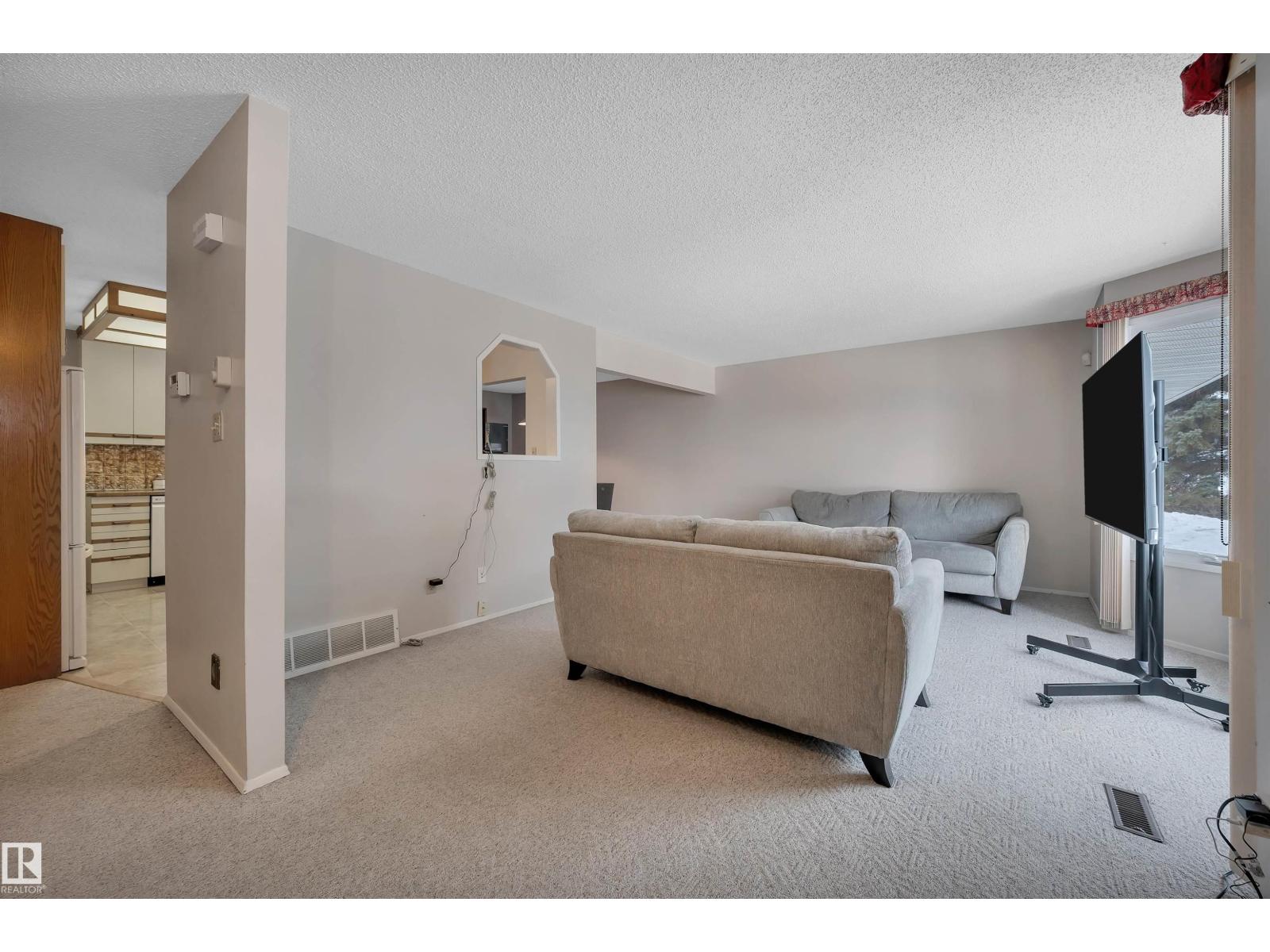 39 WOODSTOCK DR, Sherwood Park