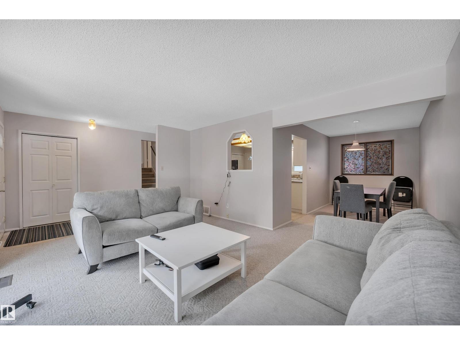 39 WOODSTOCK DR, Sherwood Park