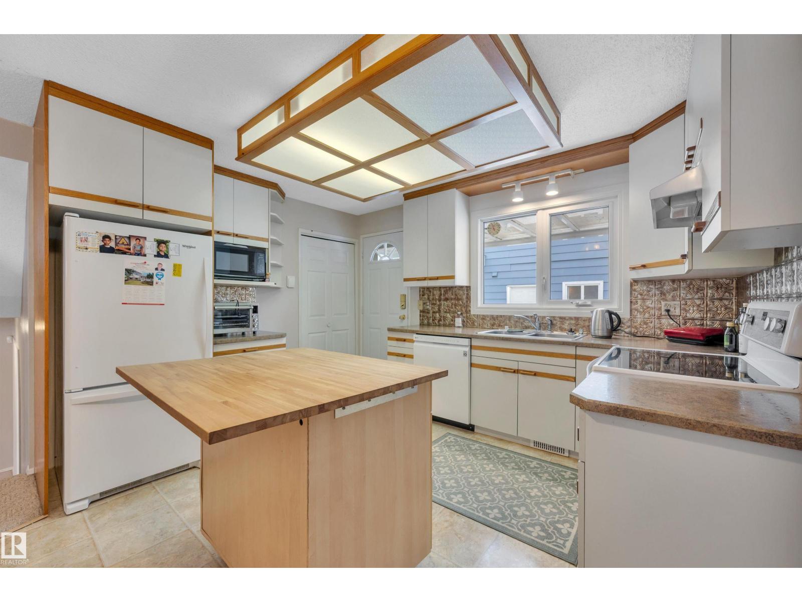 39 WOODSTOCK DR, Sherwood Park