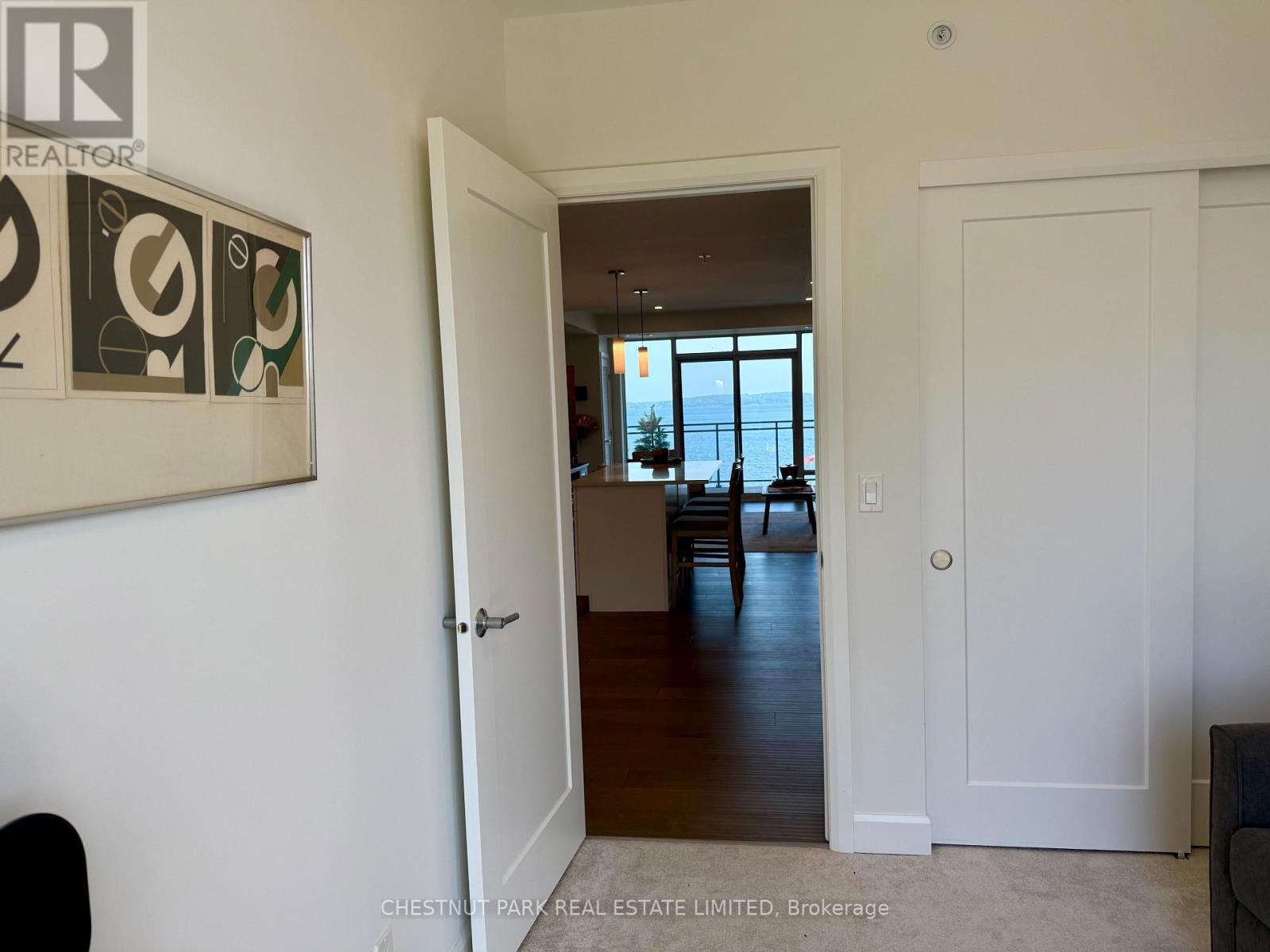 #317 129B SOUTH STREET - 28