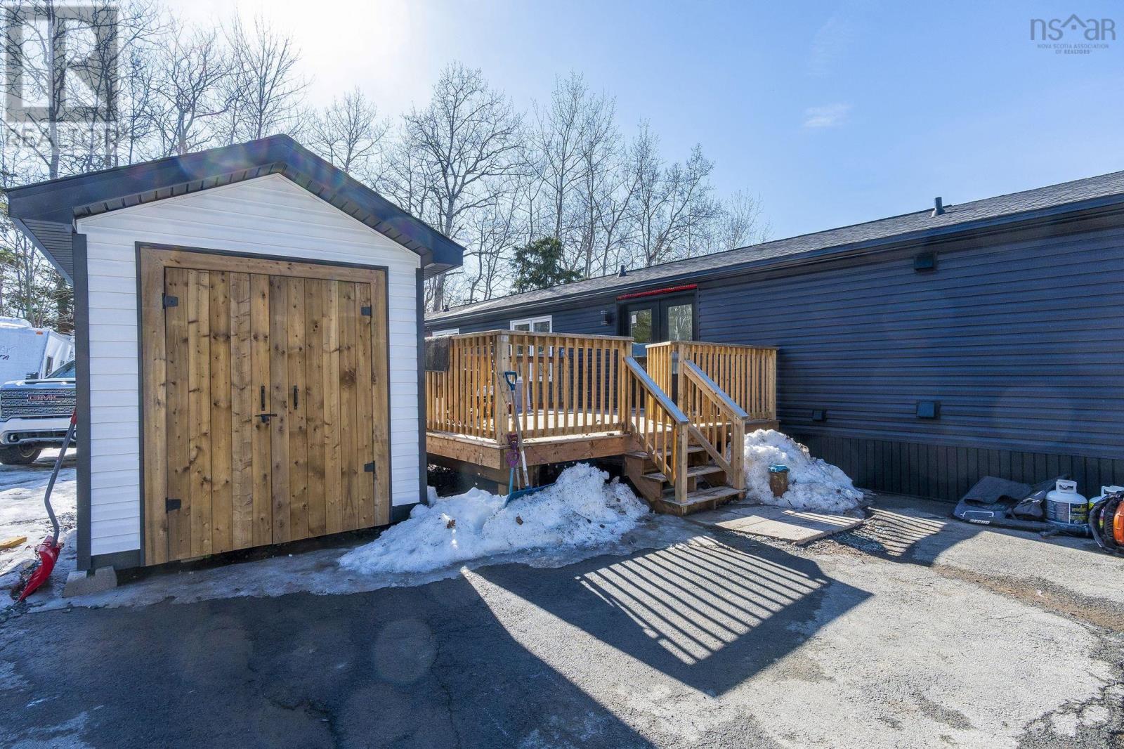 Property 5 of 37 of 4880 Highway 2