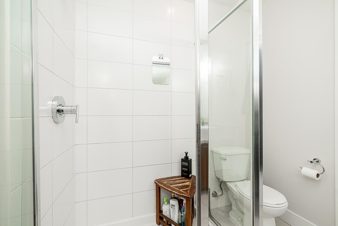 2 2450 161A STREET, Surrey