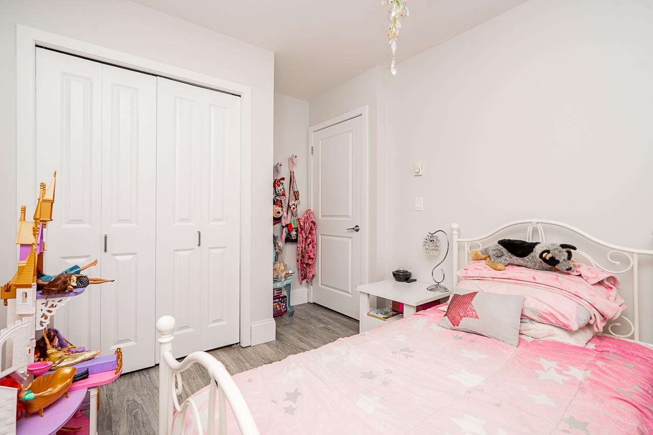 2 2450 161A STREET, Surrey