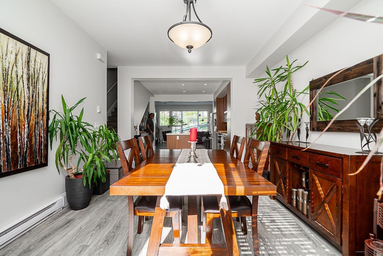 2 2450 161A STREET, Surrey