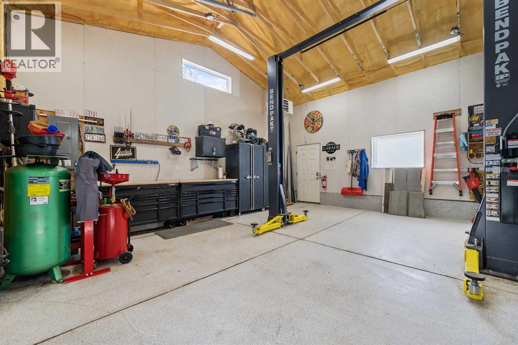 Single Family House Bungalow for Sale in   Avenue NW Bowness Calgary 