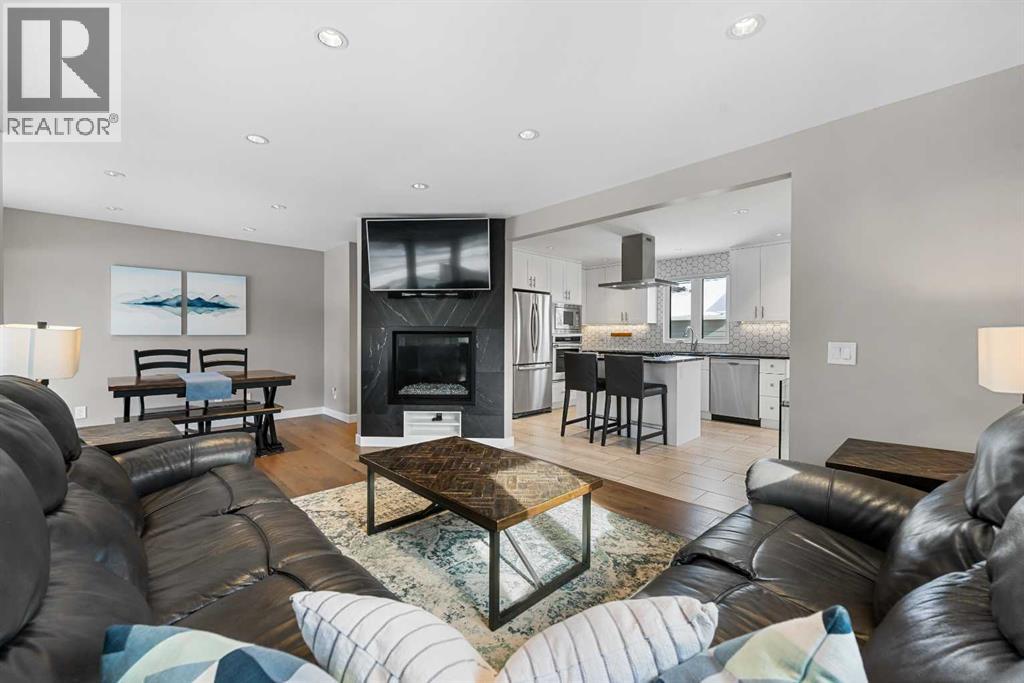 Single Family House Bungalow for Sale in   Avenue NW Bowness Calgary 