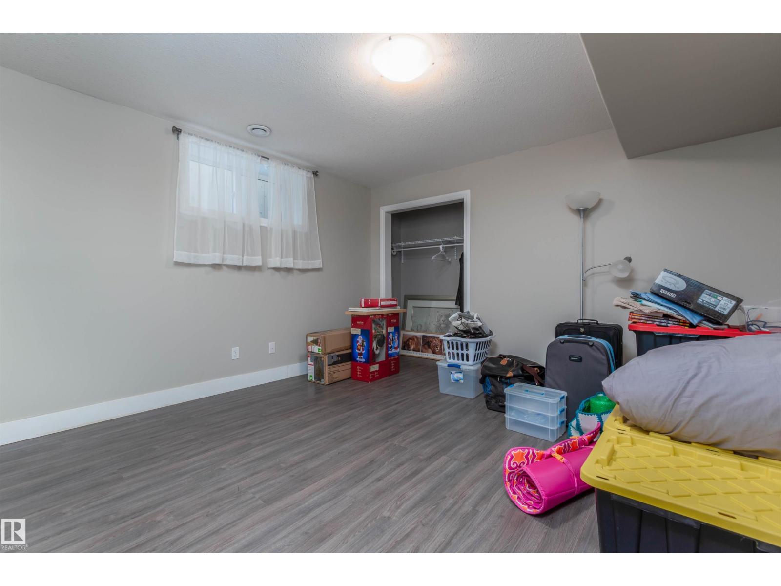 16297 52 ST NW, Edmonton