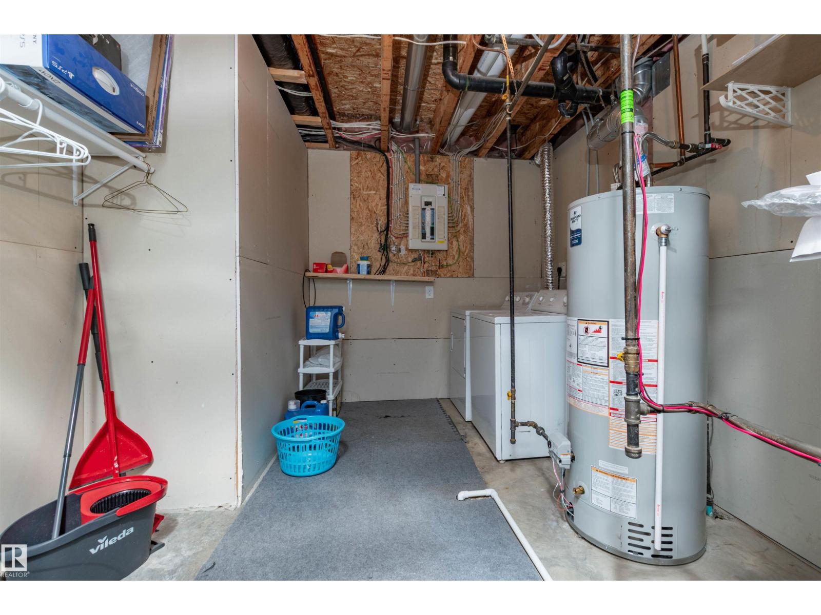 16297 52 ST NW, Edmonton