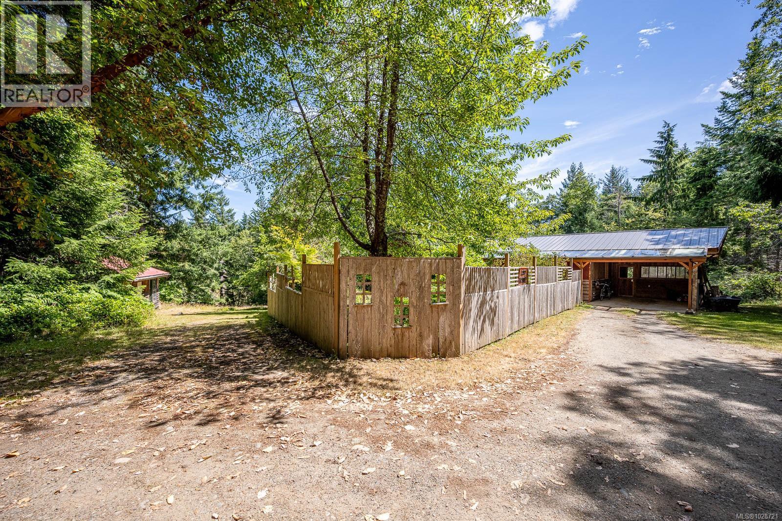 9900 Greenhill Rd, Denman Island