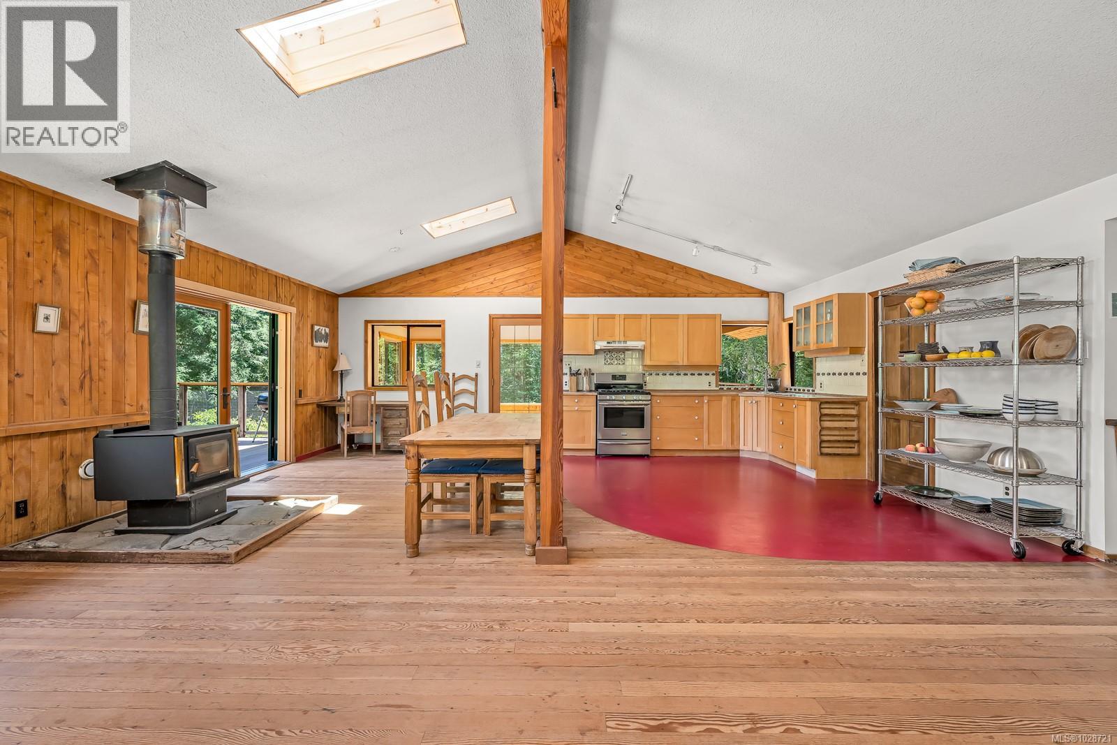 9900 Greenhill Rd, Denman Island